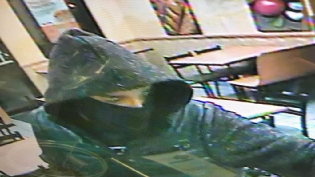 Suspect in Subway store robbery 